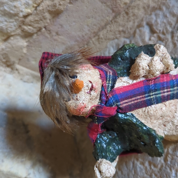 Primitive Artist-Made Folk Art Snowman - Picture 5 of 9